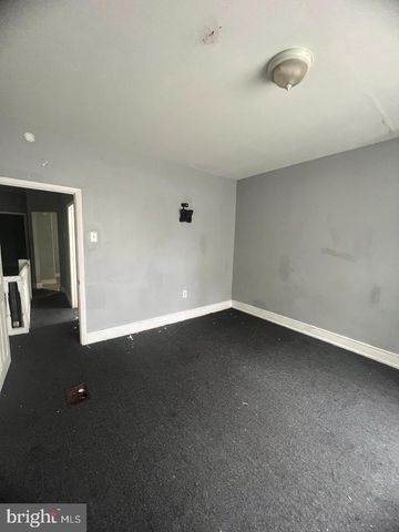 5112 HADFIELD ST, Philadelphia, PA 19143