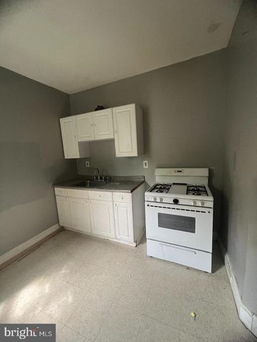 5112 HADFIELD ST, Philadelphia, PA 19143