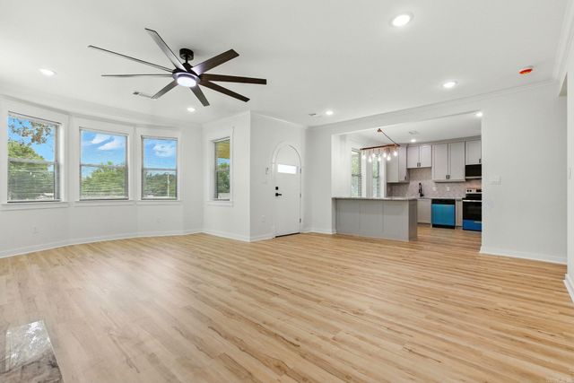 1300 E Maryland Avenue, Sherwood, AR 72120