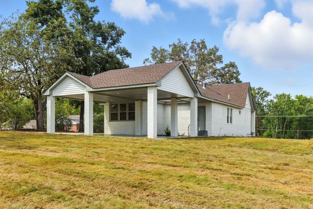 1300 E Maryland Avenue, Sherwood, AR 72120