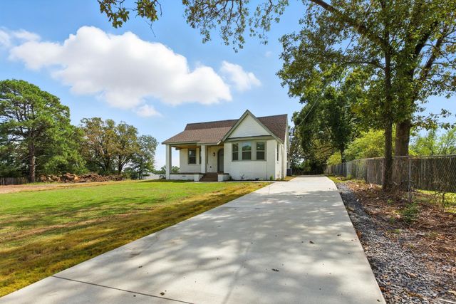 1300 E Maryland Avenue, Sherwood, AR 72120