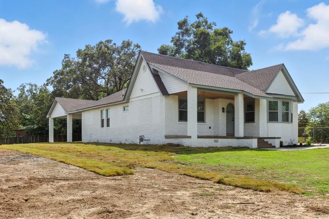 1300 E Maryland Avenue, Sherwood, AR 72120