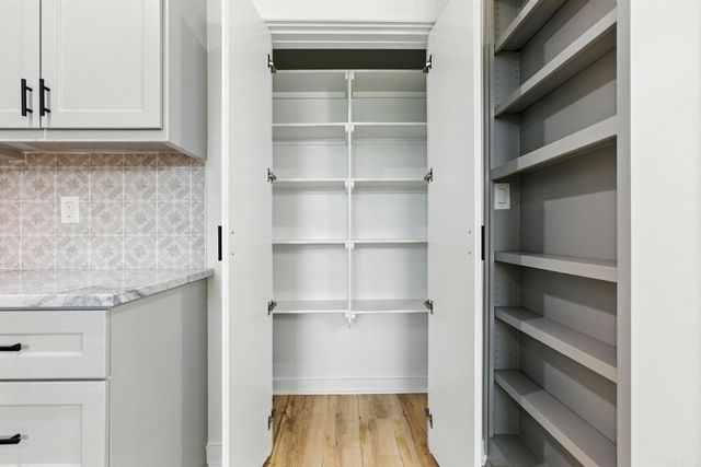 1300 E Maryland Avenue, Sherwood, AR 72120