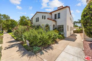 8130 Blackburn Avenue, Los Angeles, CA 90048