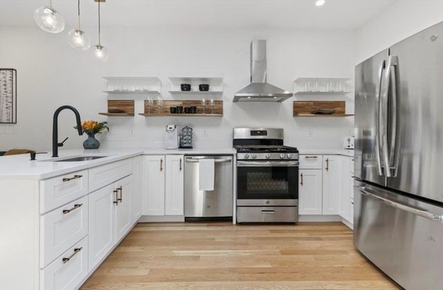 43 Wordsworth St 1, Boston, MA 02128