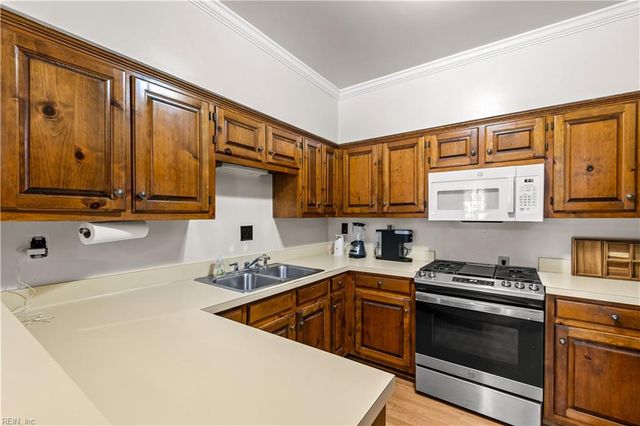 615 Todd TRL, Newport News, VA 23602