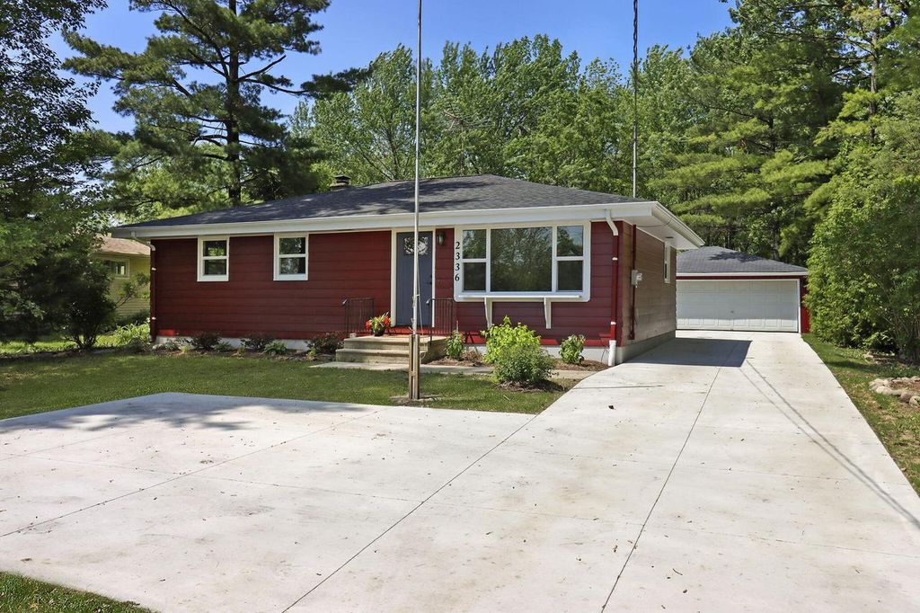 2336 128th STREET, Pleasant Prairie, WI 53158