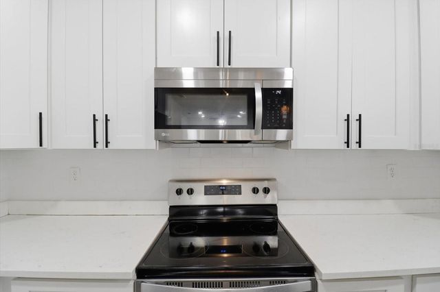 3902 N SUWANEE AVENUE, Tampa, FL 33603