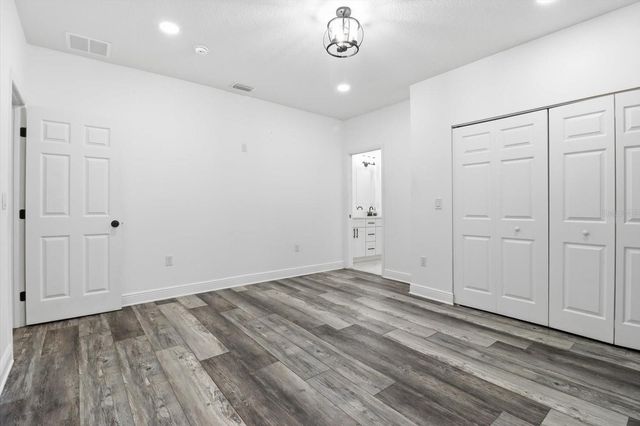 3902 N SUWANEE AVENUE, Tampa, FL 33603