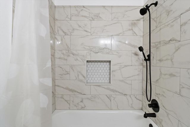 3902 N SUWANEE AVENUE, Tampa, FL 33603