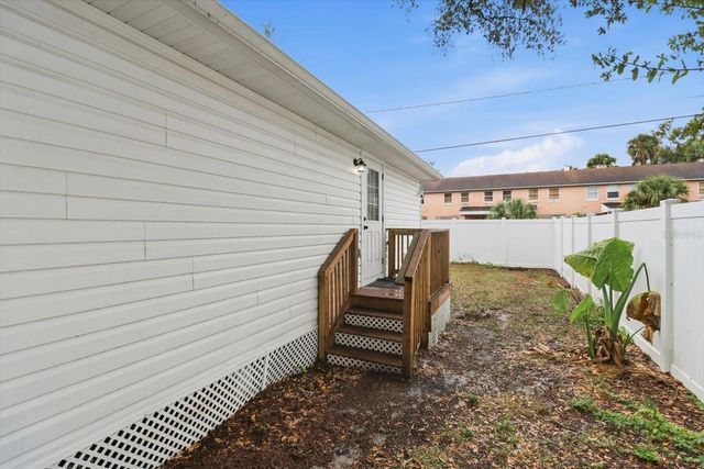 3902 N SUWANEE AVENUE, Tampa, FL 33603