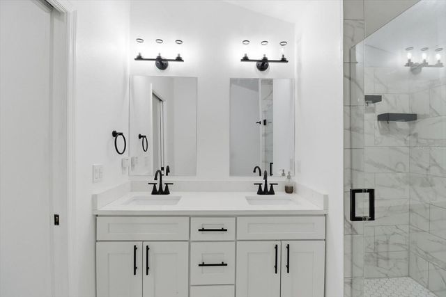 3902 N SUWANEE AVENUE, Tampa, FL 33603