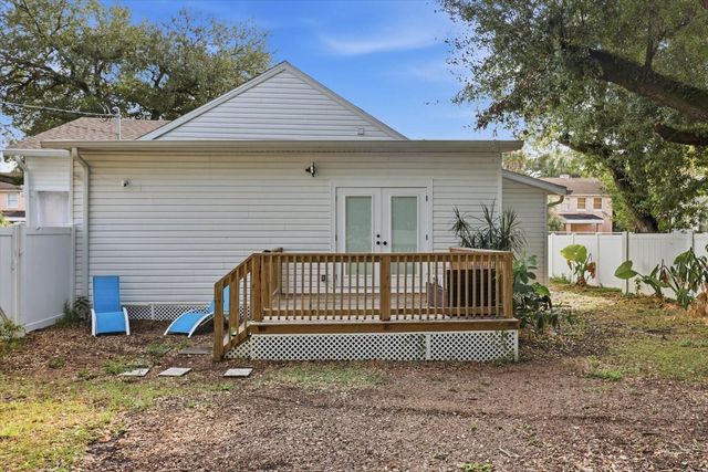 3902 N SUWANEE AVENUE, Tampa, FL 33603