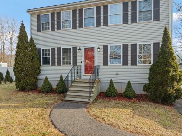 11 Russell Rd, Brockton, MA 02302