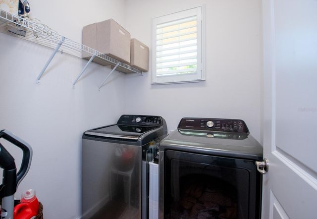 303 BLACKROCK LANE, Apollo Beach, FL 33572