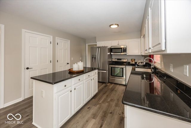 9031 Anchor Mark Drive, Indianapolis, IN 46236