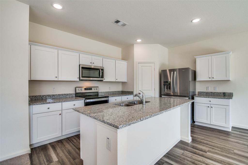 6231 Old Bridge Way, Forney, TX 75126