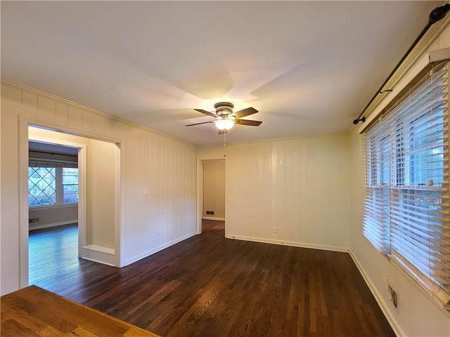 2172 Pawnee SE Drive, Marietta, GA 30067