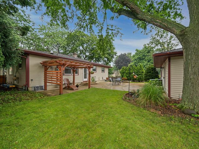 5421 Eastland WAY, Madison, WI 53716