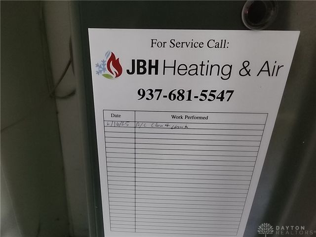 1303 Graystone Drive, Dayton, OH 45417