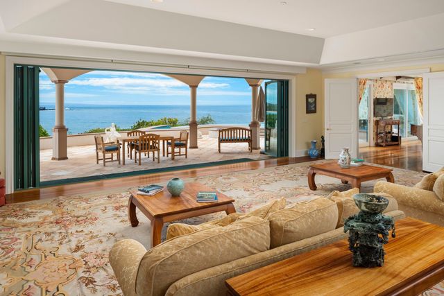 121 Kapihaa Pl, Lanai City, HI 96763