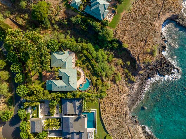 121 Kapihaa Pl, Lanai City, HI 96763