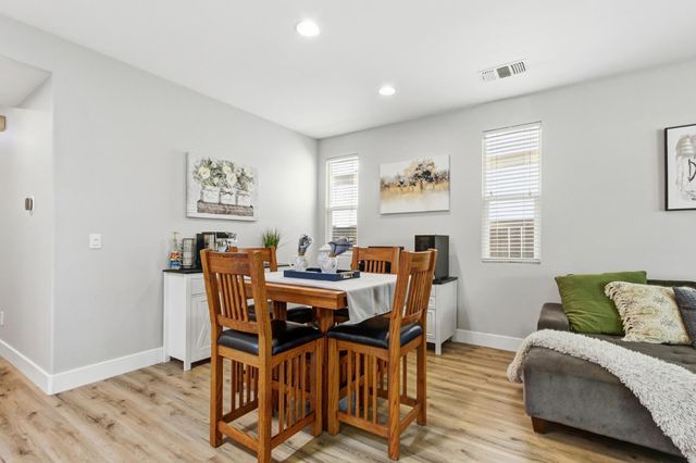 2272 Ellesmere Loop, Roseville, CA 95747