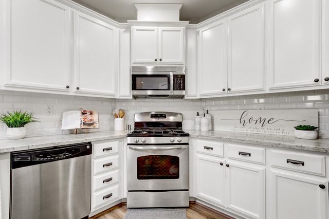 2272 Ellesmere Loop, Roseville, CA 95747