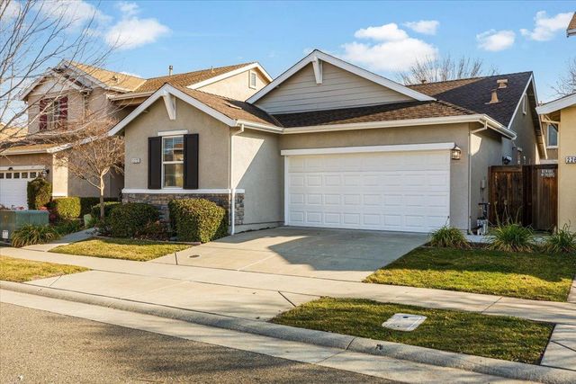 2272 Ellesmere Loop, Roseville, CA 95747