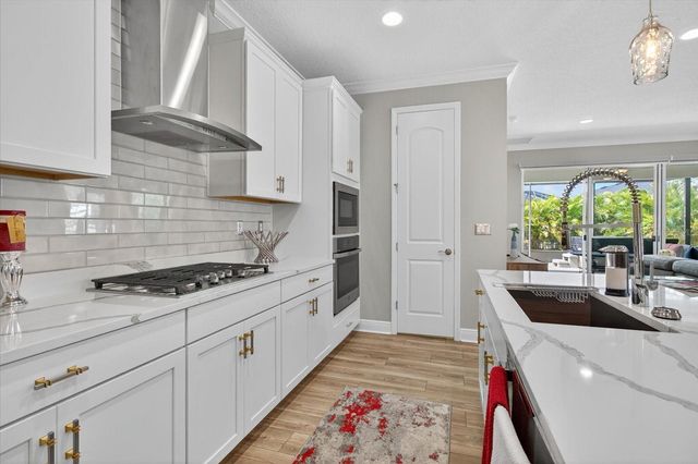 5612 DEL CORONADO DRIVE, Apollo Beach, FL 33572