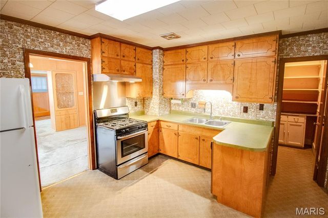 2317 Washington Avenue, Alton, IL 62002