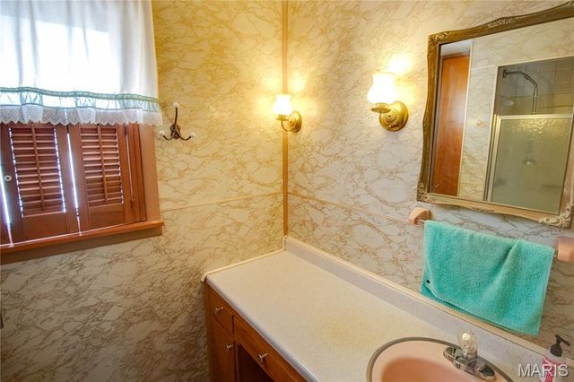 2317 Washington Avenue, Alton, IL 62002