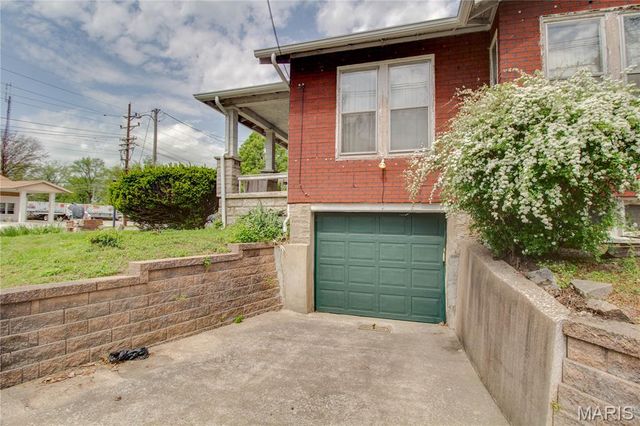 2317 Washington Avenue, Alton, IL 62002