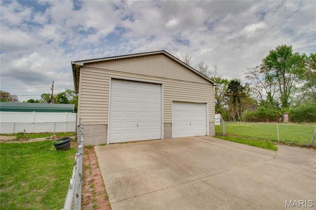 2317 Washington Avenue, Alton, IL 62002