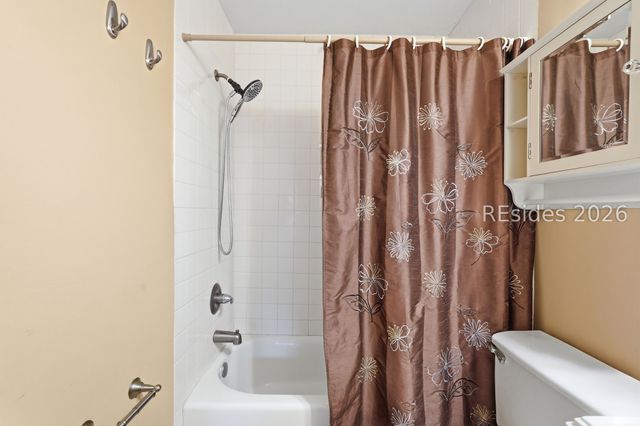 17 Lagoon Rd Apt 24, Hilton Head Island, SC 29928