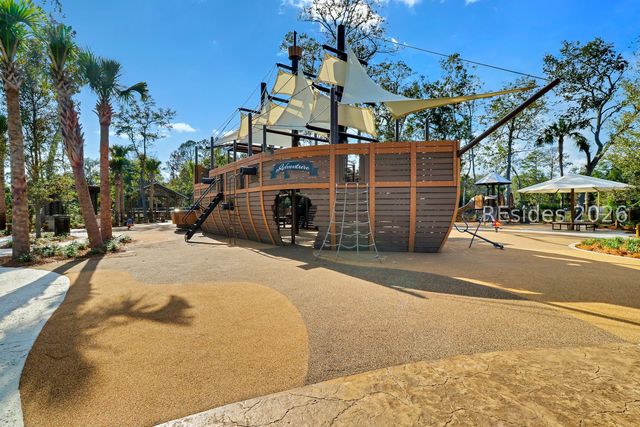 17 Lagoon Rd Apt 24, Hilton Head Island, SC 29928