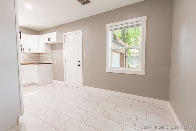 812 N Delaware Place, Tulsa, OK 74110