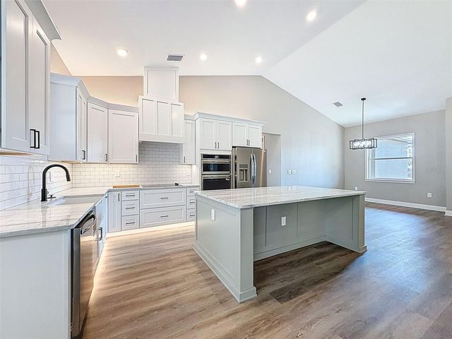 2407 OLD MEDULLA ROAD, Lakeland, FL 33811