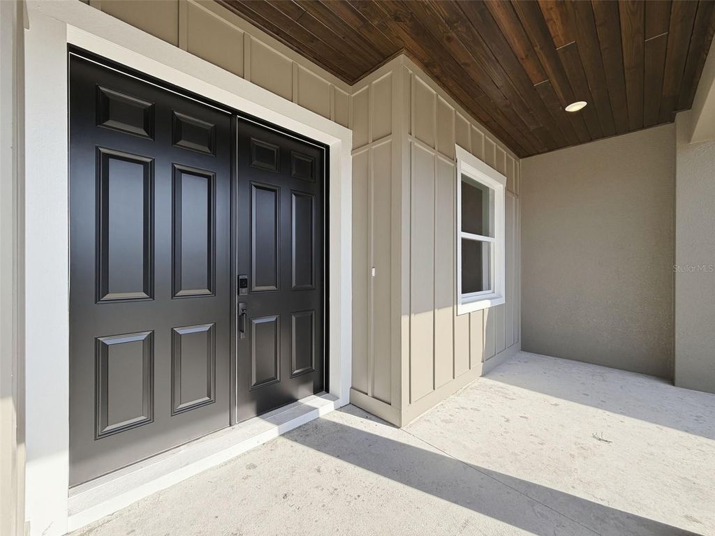 Image 13 of property listing at 2407 OLD MEDULLA ROAD, Lakeland, FL 33811