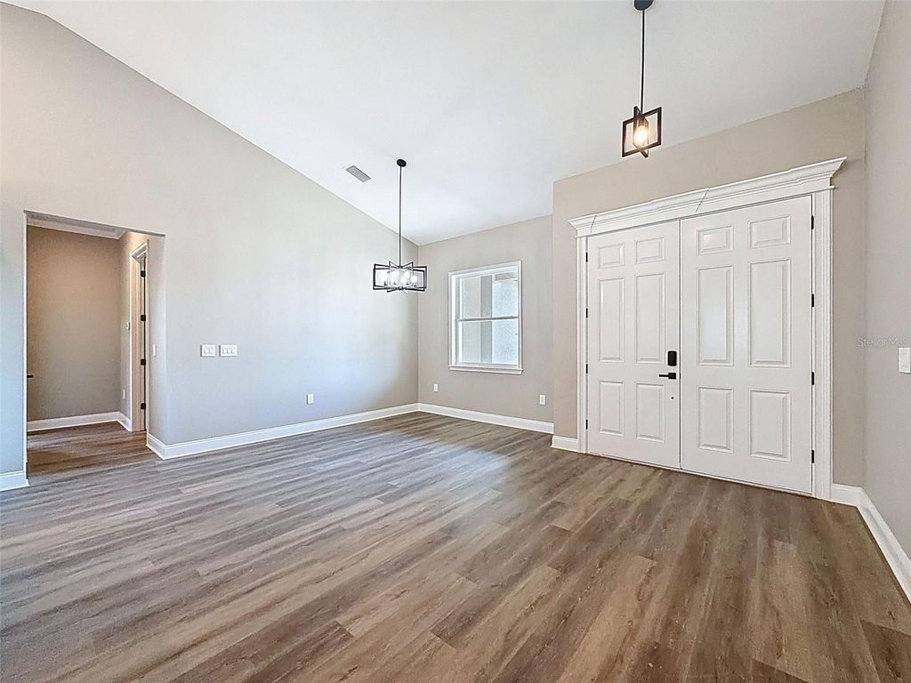 Image 17 of property listing at 2407 OLD MEDULLA ROAD, Lakeland, FL 33811