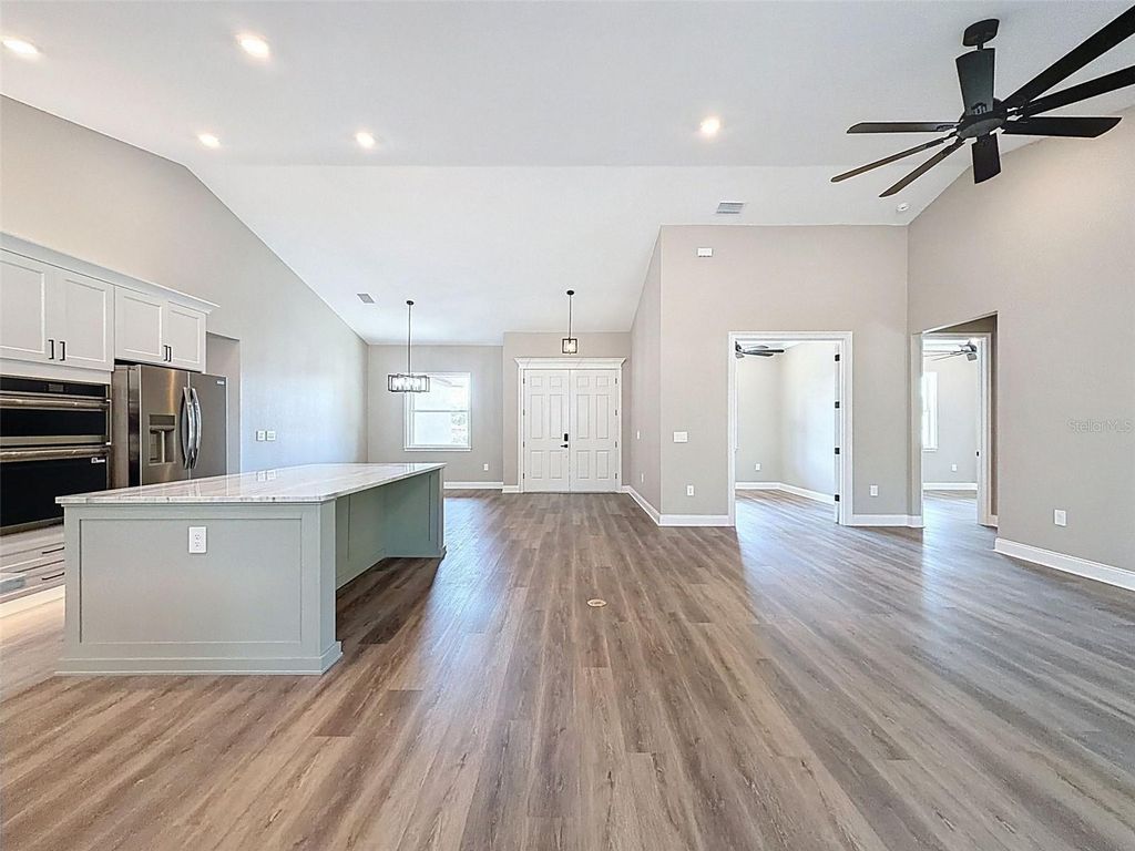 Image 21 of property listing at 2407 OLD MEDULLA ROAD, Lakeland, FL 33811