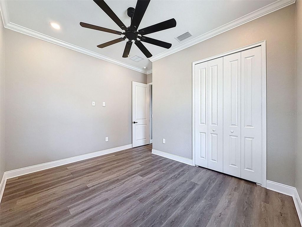 Image 54 of property listing at 2407 OLD MEDULLA ROAD, Lakeland, FL 33811