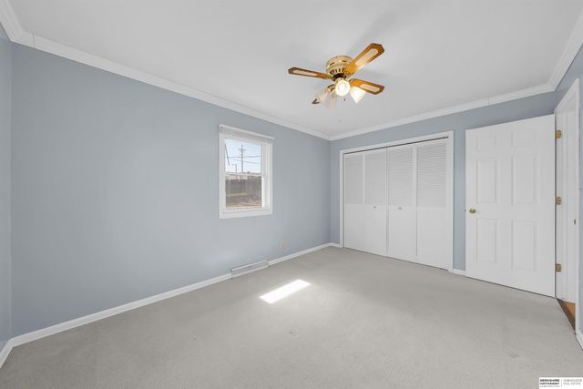 13959 Weir Street, Omaha, NE 68137