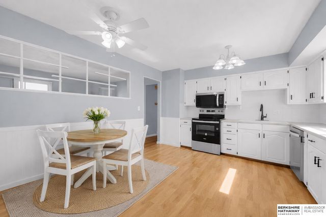 13959 Weir Street, Omaha, NE 68137