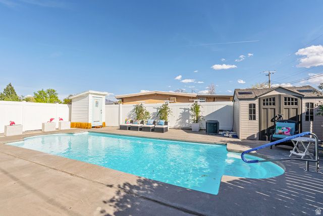 4870 S SOUTHRIDGE DR, Taylorsville, UT 84129