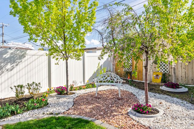 4870 S SOUTHRIDGE DR, Taylorsville, UT 84129