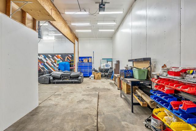 4870 S SOUTHRIDGE DR, Taylorsville, UT 84129