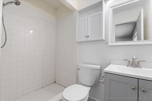 1900 W Gary Street, Broken Arrow, OK 74012
