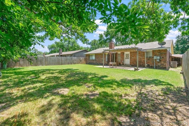 1900 W Gary Street, Broken Arrow, OK 74012
