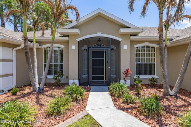 121 Nadell Avenue NW, Palm Bay, FL 32907